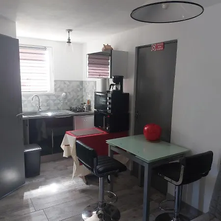 Studio Chez L Habitant